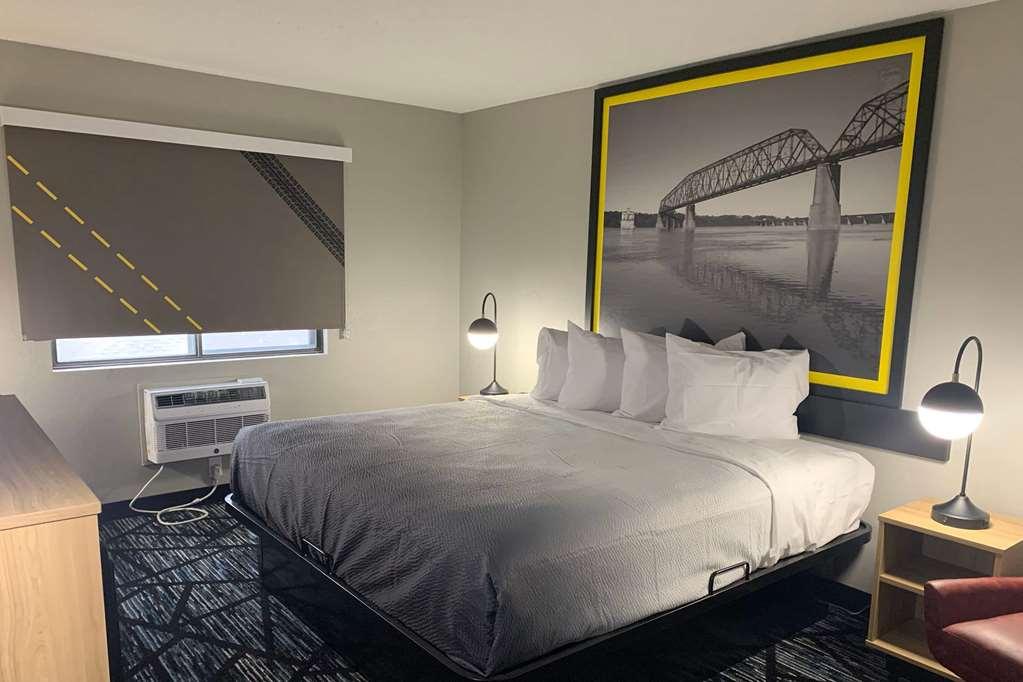 Super 8 By Wyndham Kirksville-University Area ห้อง รูปภาพ