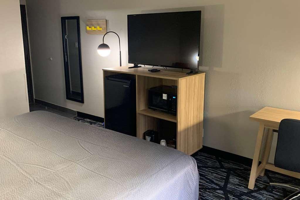 Super 8 By Wyndham Kirksville-University Area ห้อง รูปภาพ